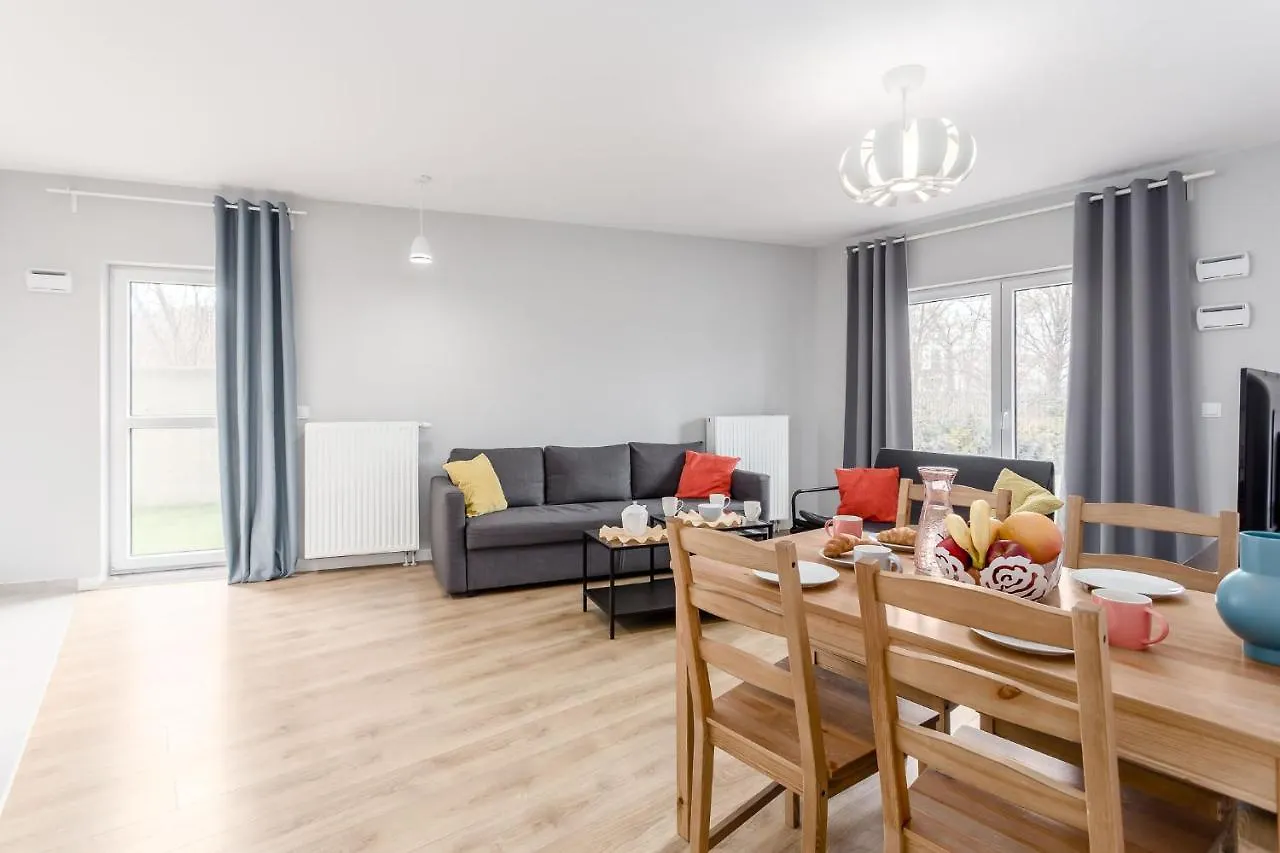 Chill Apartments Marywilska Warsaw 0*,